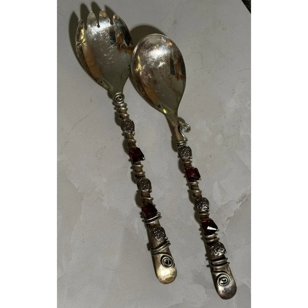 Unbranded set serving